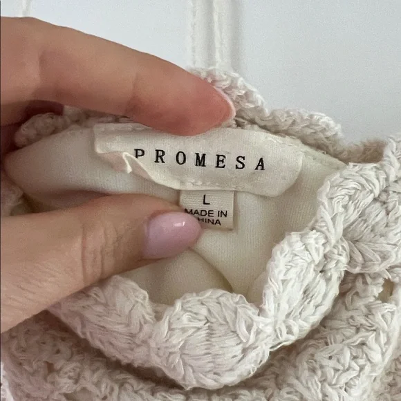 VICI Sweet Escape Fringe Crochet Crop Top & Maxi Skirt Set- large - Picture 9 of 12